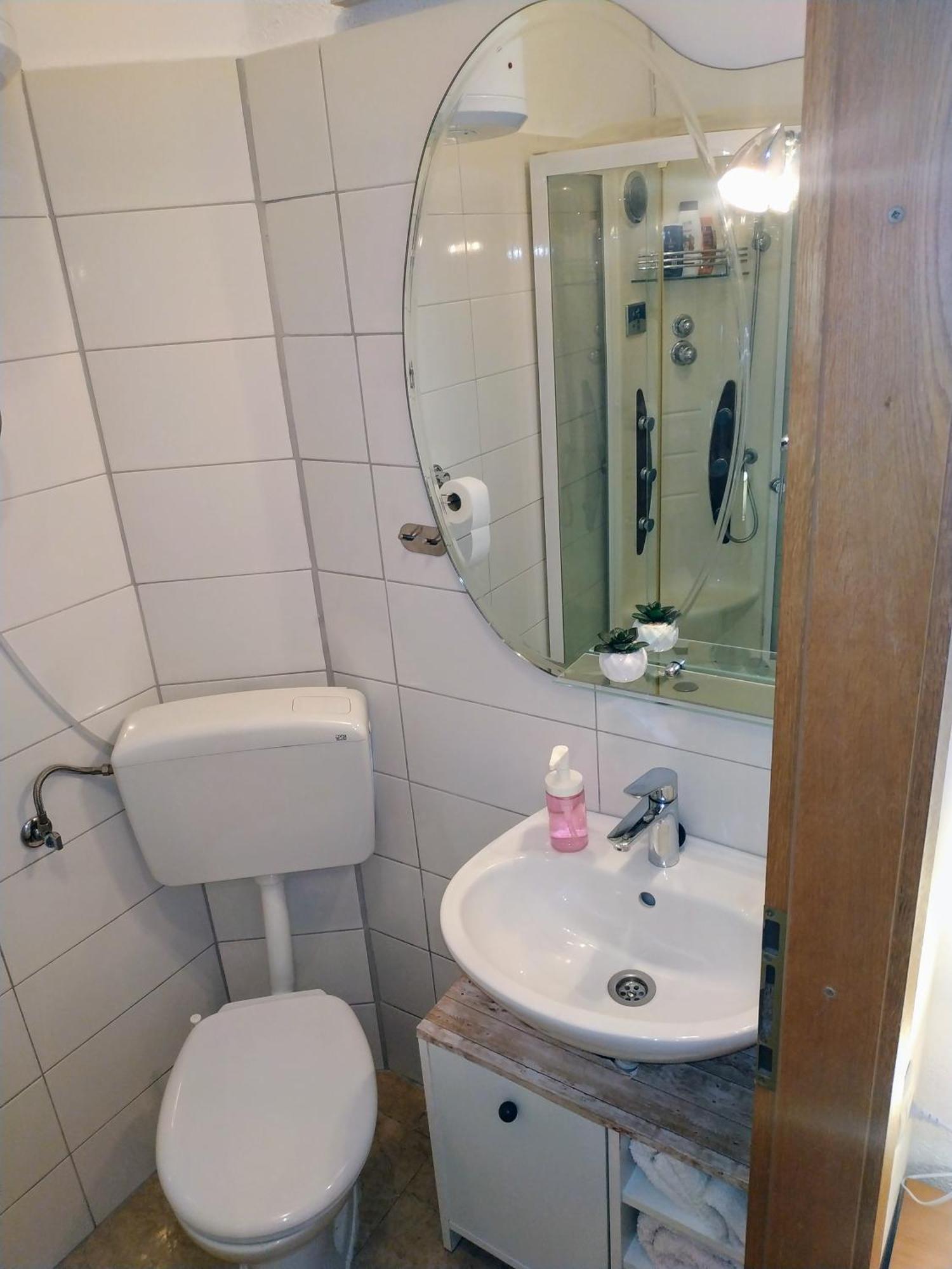 Pelivan Apartments Каштела Екстер'єр фото