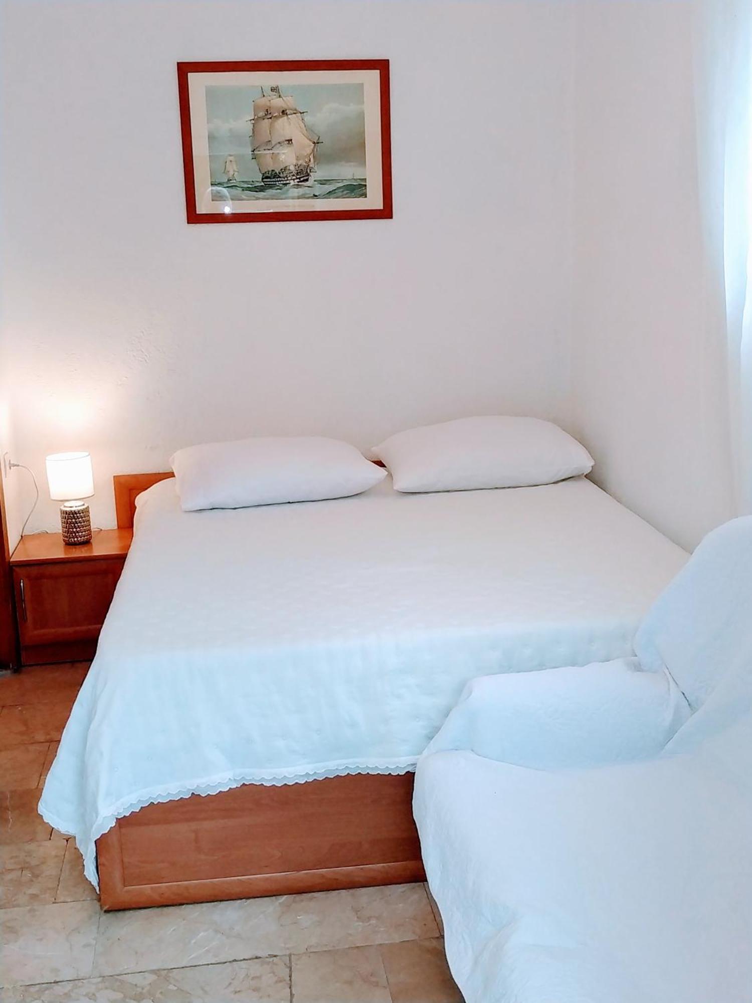 Pelivan Apartments Каштела Екстер'єр фото